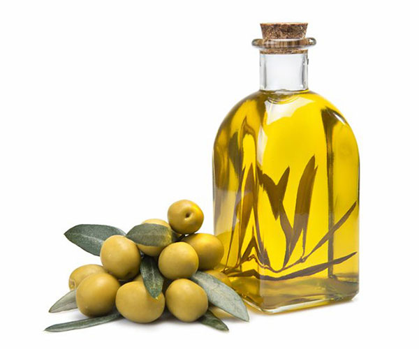 Olives and pure olive oil